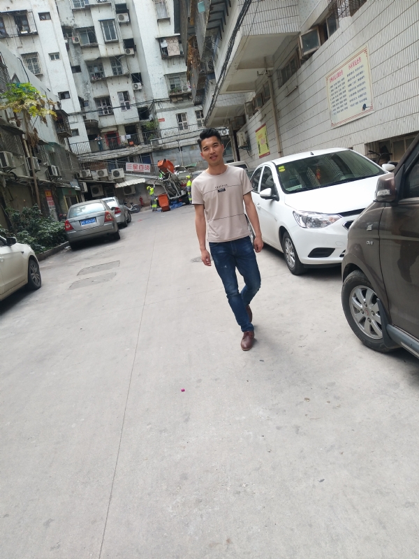 突然的自我的第三张照片--长乐相亲服务中心