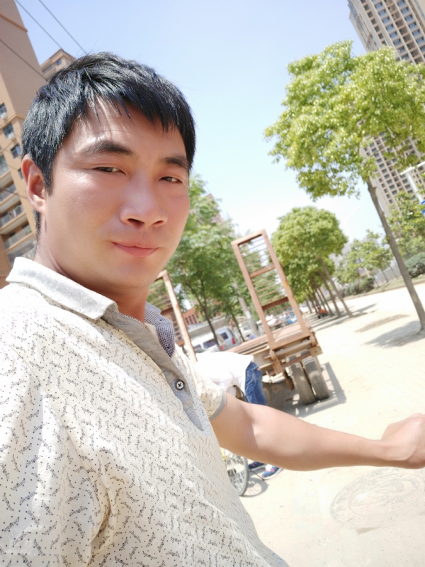 勇哥的第一张照片--长乐相亲服务中心