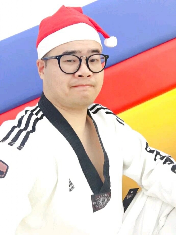 何当重相见的第一张照片--长乐相亲服务中心