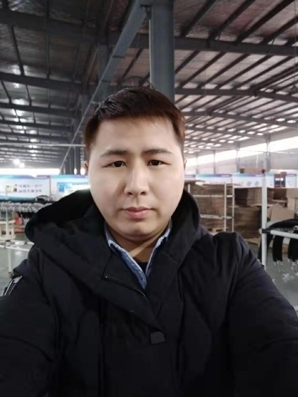 刀锋的第一张照片--长乐相亲服务中心