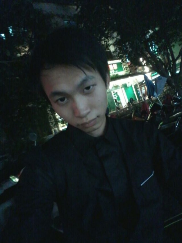 瞬间回眸的第一张照片--长乐相亲服务中心