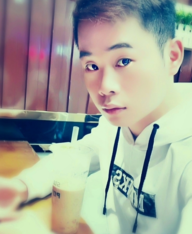 拔大萝卜的兔子的第一张照片--长乐相亲服务中心