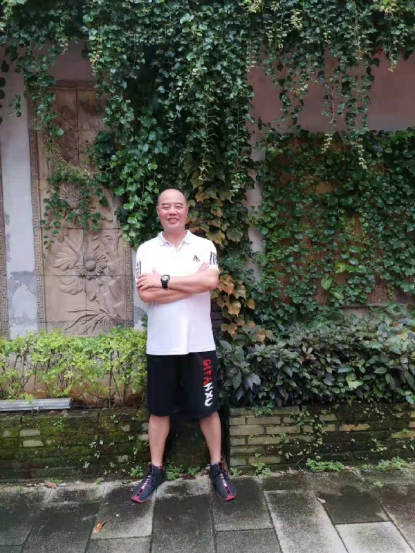 李国伟的第五张照片--长乐相亲服务中心