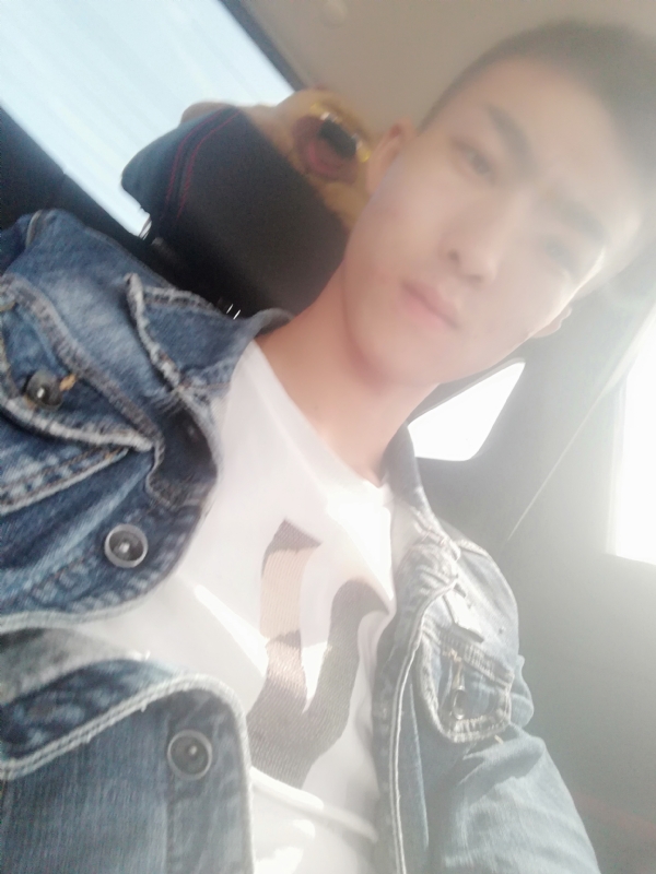 傻雕的第一张照片--长乐相亲服务中心