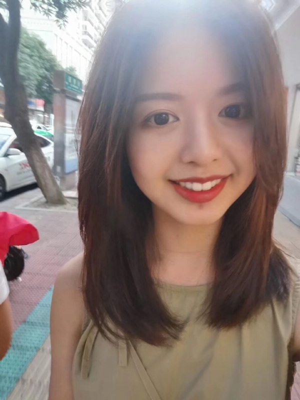 无处安放的大长腿的第一张照片--长乐相亲服务中心