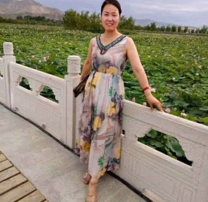 红叶的第一张照片--长乐相亲服务中心