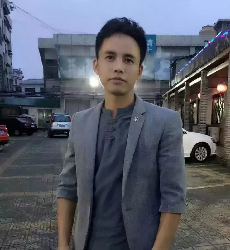 华谢的第一张照片--长乐相亲服务中心