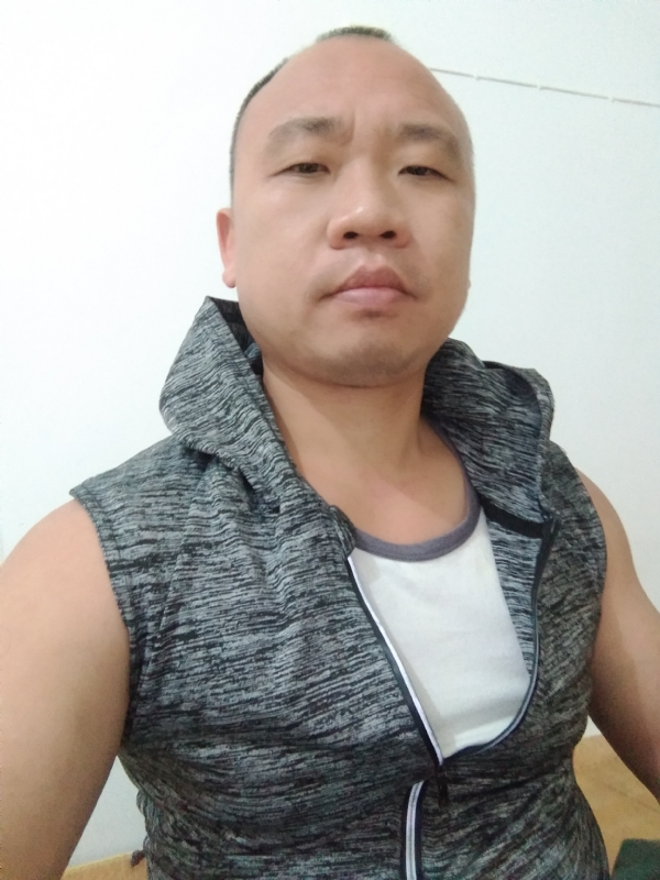 whm的第一张照片--长乐相亲服务中心