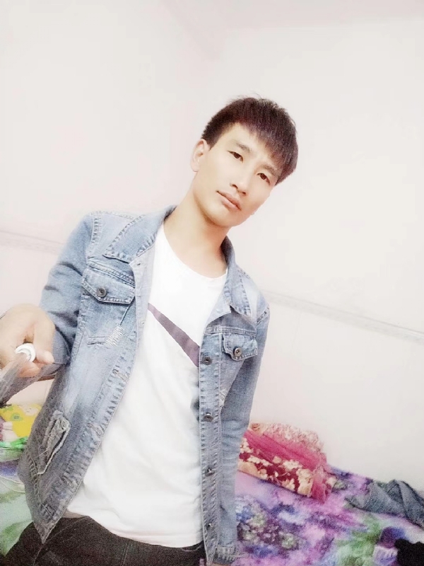 心好痛的第一张照片--长乐相亲服务中心