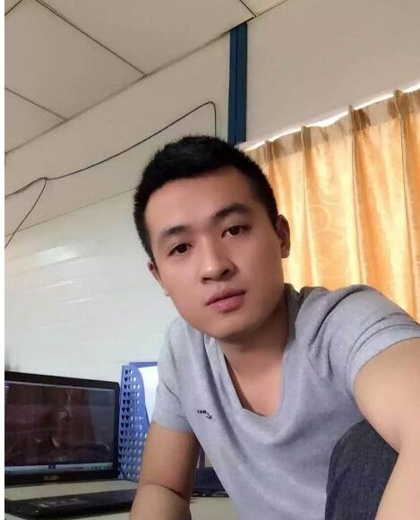 佛山喜欢你的第一张照片--长乐相亲服务中心