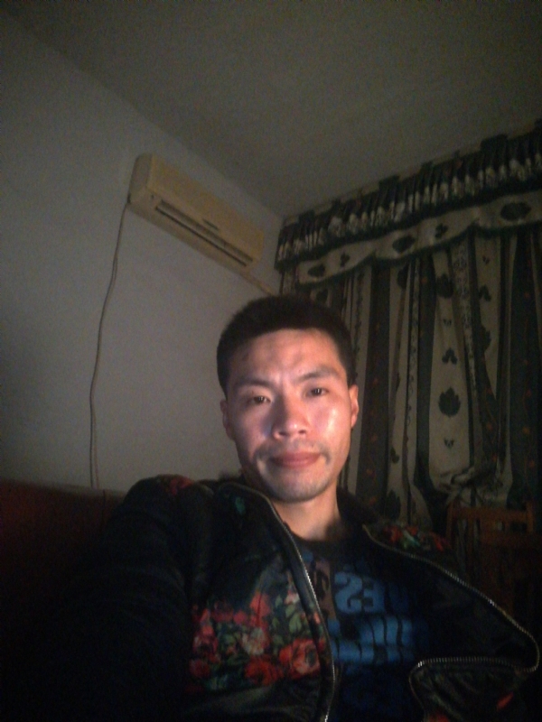 性情男儿的第一张照片--长乐相亲服务中心