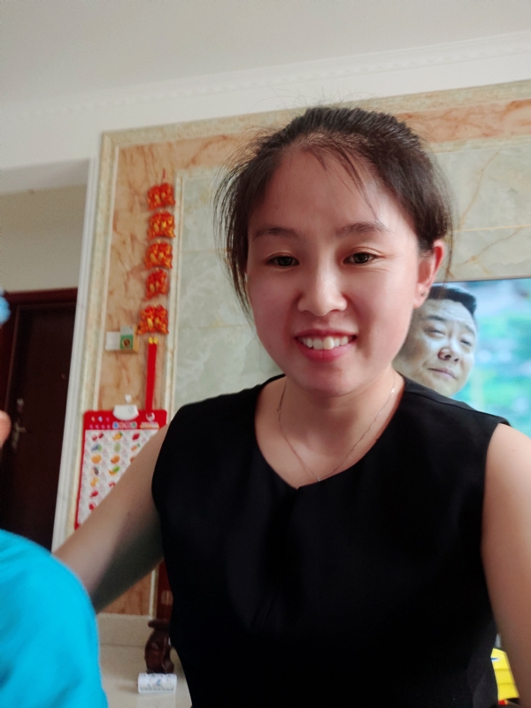 睿智的第一张照片--长乐相亲服务中心