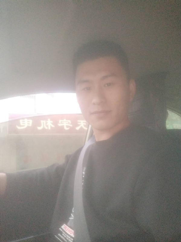 老鼠爱上猫的第一张照片--长乐相亲服务中心