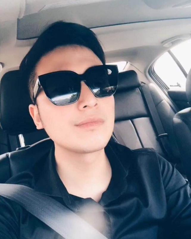 沉稳的第一张照片--长乐相亲服务中心