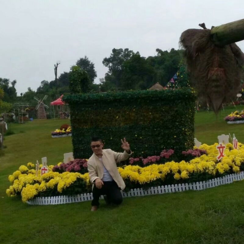 春风里^O^任徜徉的第一张照片--长乐相亲服务中心