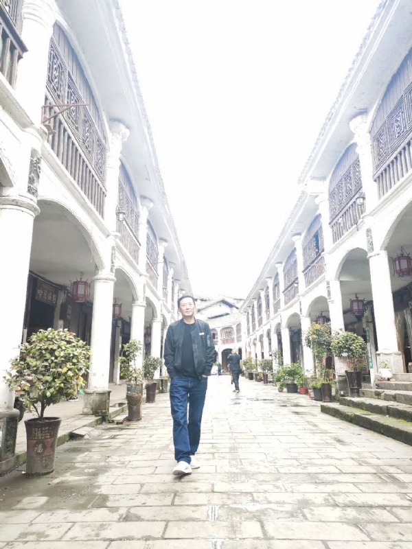 斌哥哥的第一张照片--长乐相亲服务中心