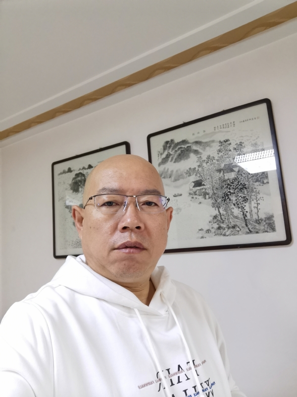 光头博士的第一张照片--长乐相亲服务中心