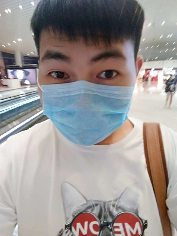 咔咔一顿的第一张照片--长乐相亲服务中心