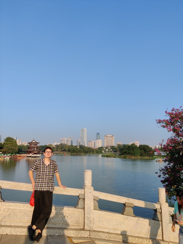 萍水相逢晏的第一张照片--长乐相亲服务中心