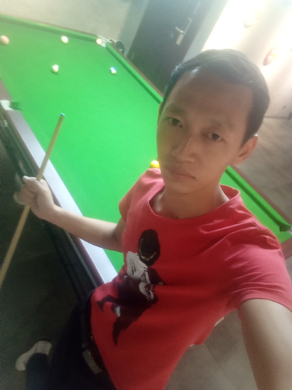 耳机分你一半的第一张照片--长乐相亲服务中心