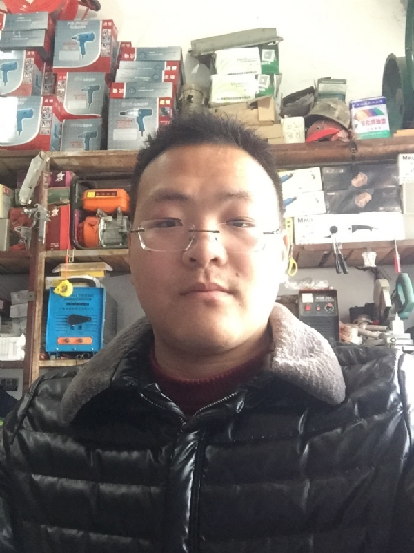 鼎福的第一张照片--长乐相亲服务中心