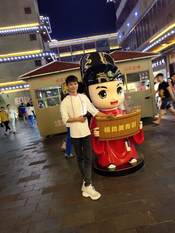 圆嘟嘟的瘦子的第一张照片--长乐相亲服务中心