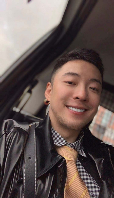 平凡英雄的第二张照片--长乐相亲服务中心