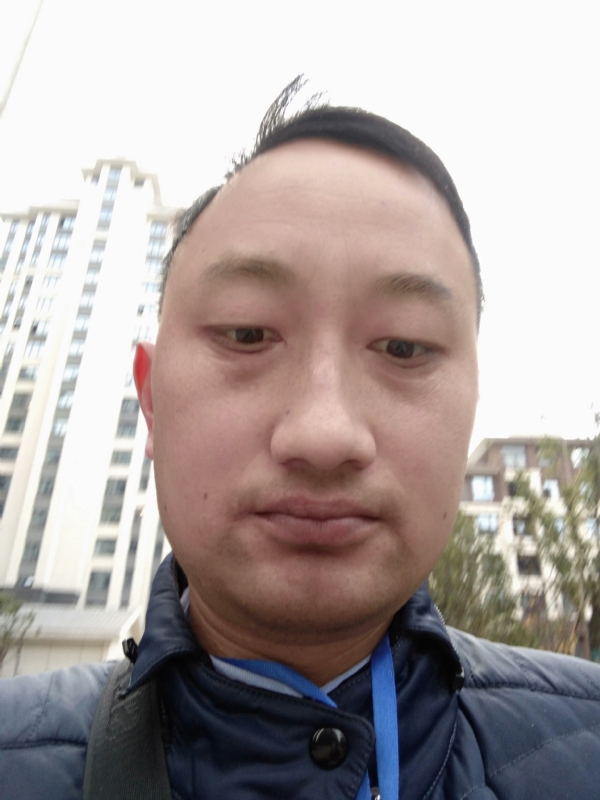 老男人的第一张照片--长乐相亲服务中心