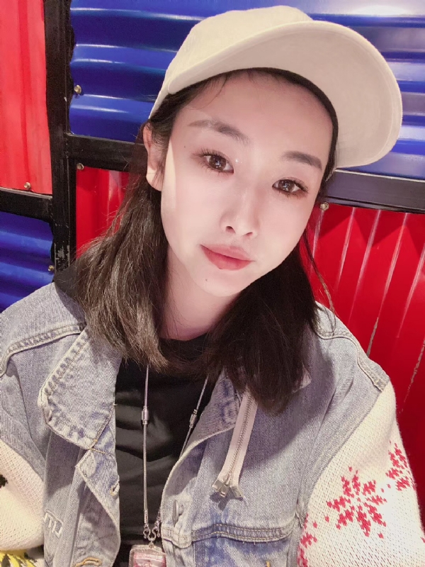 玲珑的第一张照片--长乐相亲服务中心