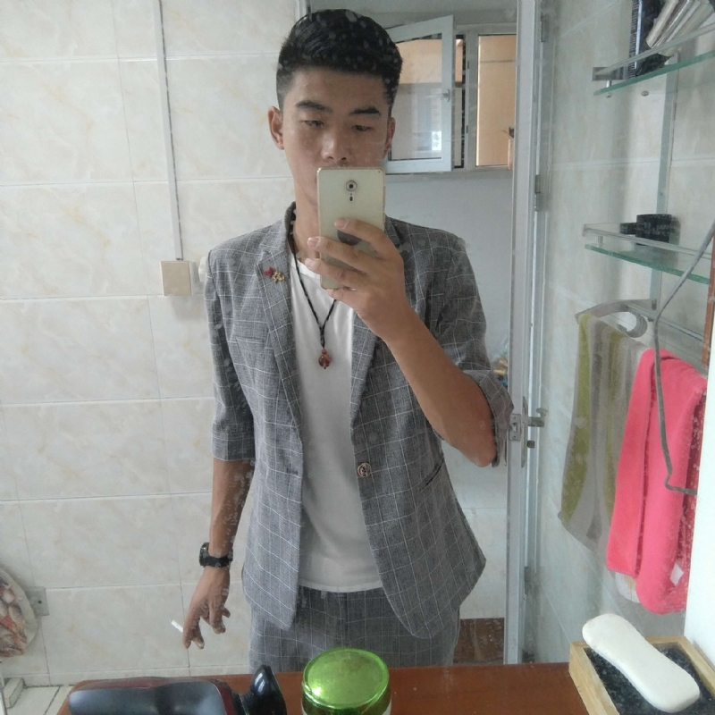 会淹死的鱼的第一张照片--长乐相亲服务中心