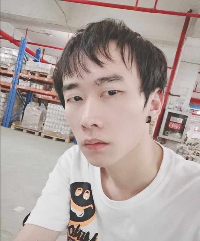 巷子里的猫的第一张照片--长乐相亲服务中心