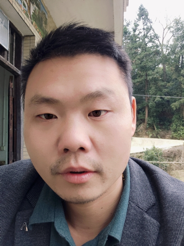 曾小焱的第一张照片--长乐相亲服务中心