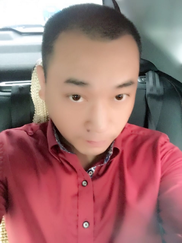 在一个路口等的第一张照片--长乐相亲服务中心