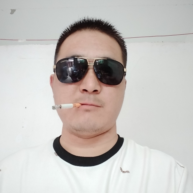 白伟伟的第一张照片--长乐相亲服务中心