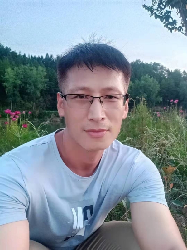 零零柒的第一张照片--长乐相亲服务中心