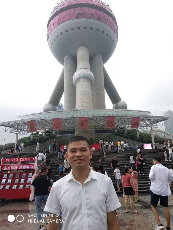 小猫吃老鼠的第一张照片--长乐相亲服务中心