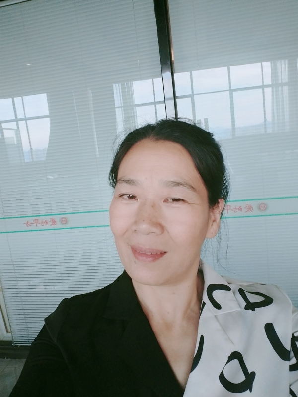 易莲的第一张照片--长乐相亲服务中心