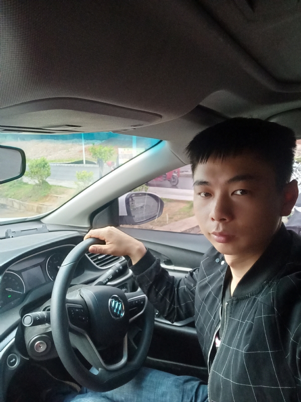 宇的第二张照片--长乐相亲服务中心