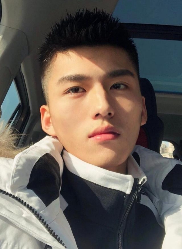 飞翔的第一张照片--长乐相亲服务中心