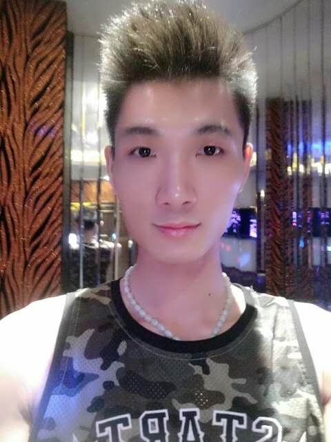 人生如戏的第一张照片--长乐相亲服务中心