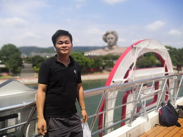 龙的传人的第一张照片--长乐相亲服务中心