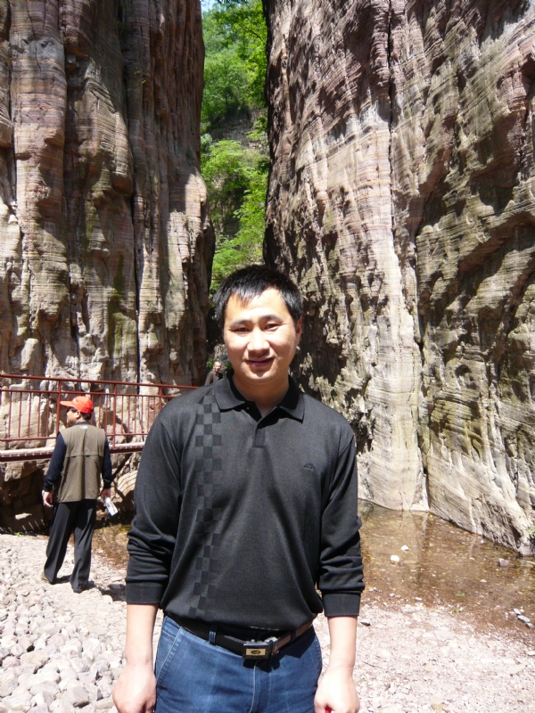 阳光幸福快乐的第三张照片--长乐相亲服务中心