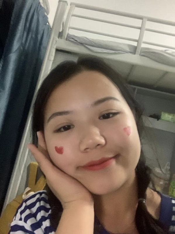 轻轻的一片云的第一张照片--长乐相亲服务中心