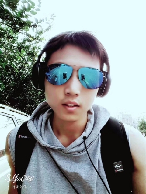 失意的人的第一张照片--长乐相亲服务中心