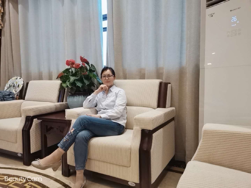 秋水伊人的第一张照片--长乐相亲服务中心