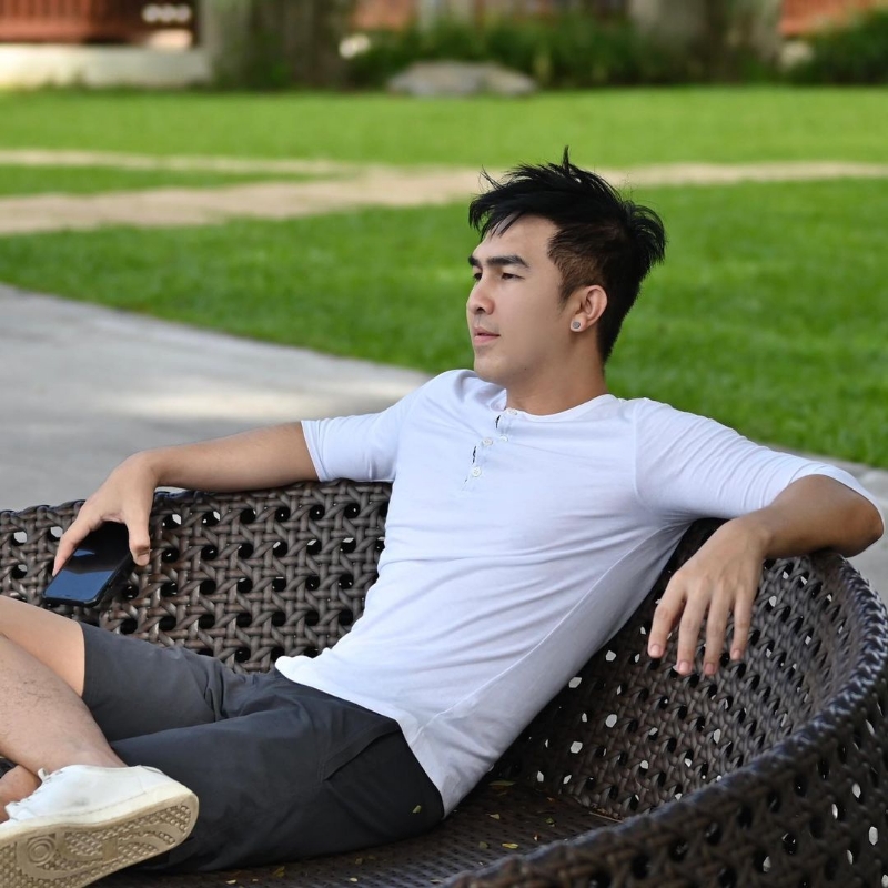 老曾的第一张照片--长乐相亲服务中心