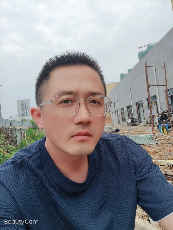 清风烈酒的第二张照片--长乐相亲服务中心