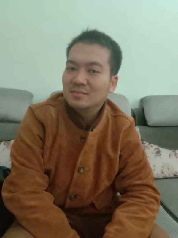 艺民的第一张照片--长乐相亲服务中心