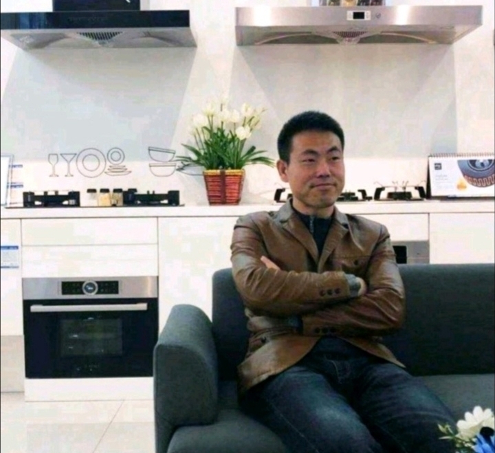 奋斗的执着的第一张照片--长乐相亲服务中心