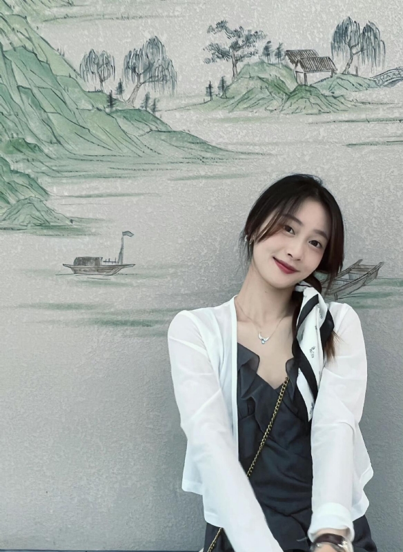 小趴菜的第一张照片--长乐相亲服务中心